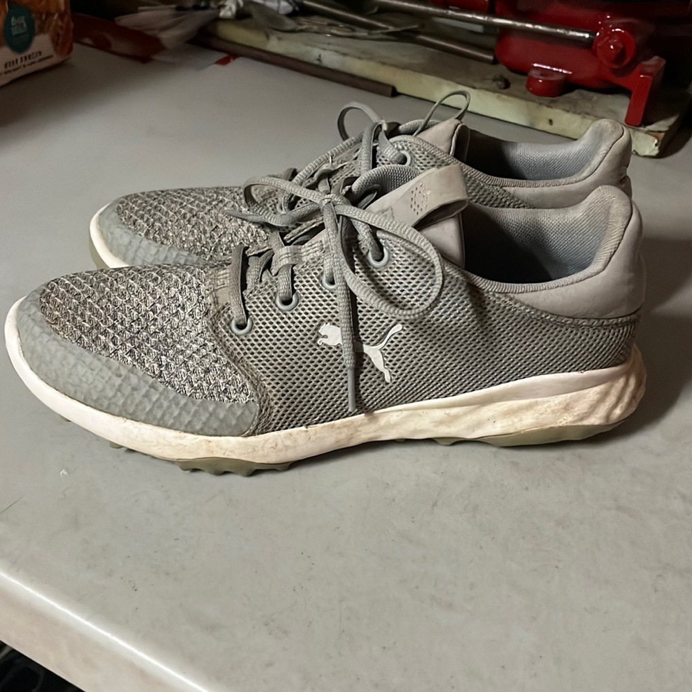 Puma golf sneaker